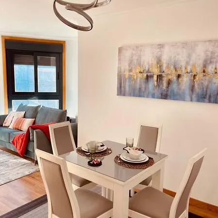 Centrico Y De Diseno Con Parking Lejlighed Vigo