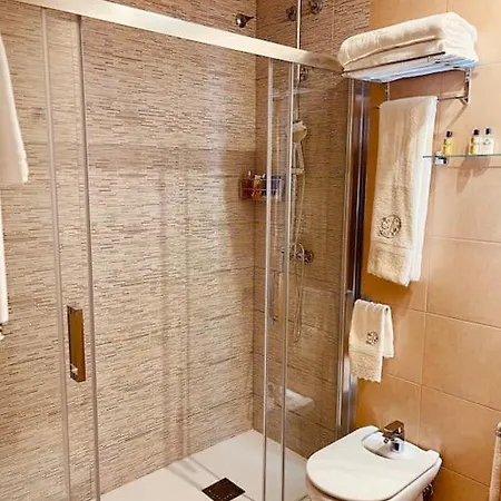 Centrico Y De Diseno Con Parking Lejlighed Vigo